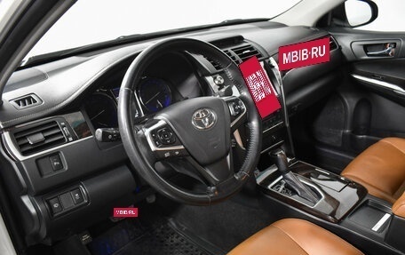 Toyota Camry, 2017 год, 2 348 790 рублей, 9 фотография