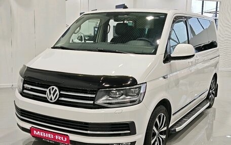 Volkswagen Multivan T6 рестайлинг, 2019 год, 4 650 000 рублей, 1 фотография