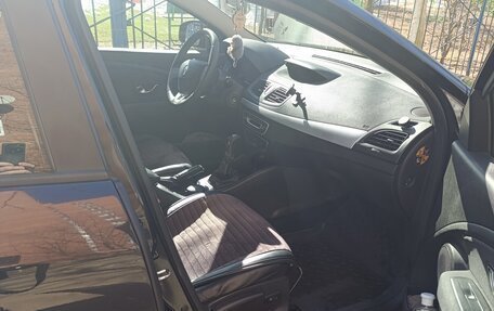 Renault Megane III, 2010 год, 665 000 рублей, 4 фотография