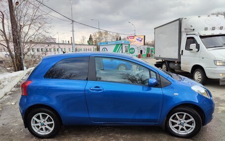 Toyota Yaris III рестайлинг, 2008 год, 670 000 рублей, 2 фотография