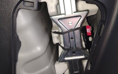 Toyota Yaris, 2021 год, 1 450 000 рублей, 20 фотография