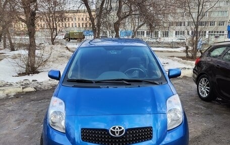Toyota Yaris III рестайлинг, 2008 год, 670 000 рублей, 8 фотография