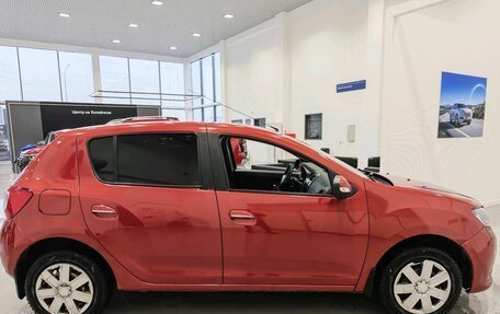 Renault Sandero II рестайлинг, 2016 год, 765 000 рублей, 3 фотография