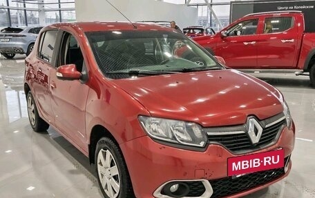 Renault Sandero II рестайлинг, 2016 год, 765 000 рублей, 2 фотография