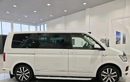 Volkswagen Multivan T6 рестайлинг, 2019 год, 4 650 000 рублей, 6 фотография