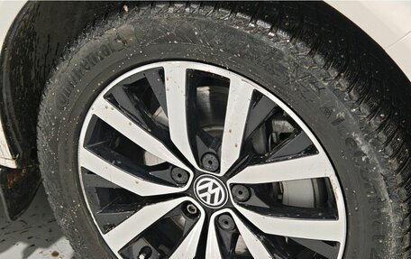 Volkswagen Multivan T6 рестайлинг, 2019 год, 4 650 000 рублей, 5 фотография