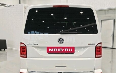 Volkswagen Multivan T6 рестайлинг, 2019 год, 4 650 000 рублей, 8 фотография