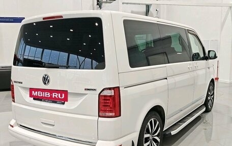 Volkswagen Multivan T6 рестайлинг, 2019 год, 4 650 000 рублей, 7 фотография