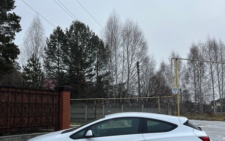 Opel Astra J, 2013 год, 840 000 рублей, 2 фотография