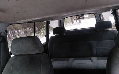 Toyota HiAce H100, 1990 год, 698 380 рублей, 10 фотография