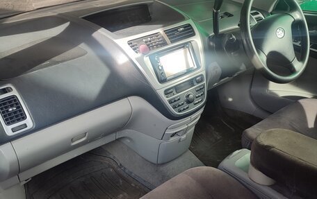 Toyota Opa I рестайлинг, 2000 год, 195 000 рублей, 2 фотография