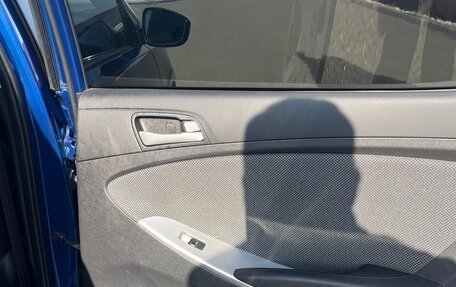 Hyundai Solaris II рестайлинг, 2013 год, 794 000 рублей, 15 фотография