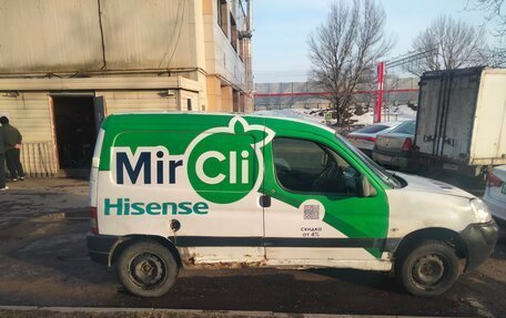 Peugeot Partner II рестайлинг 2, 2009 год, 180 000 рублей, 3 фотография