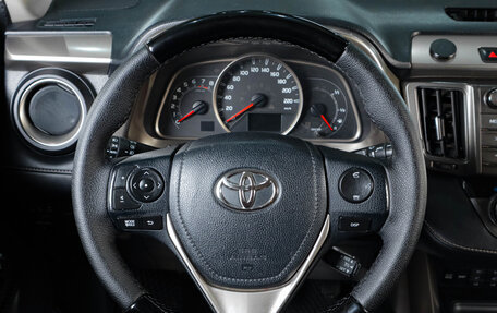 Toyota RAV4, 2016 год, 1 999 000 рублей, 14 фотография