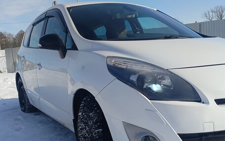 Renault Scenic III, 2011 год, 950 000 рублей, 16 фотография