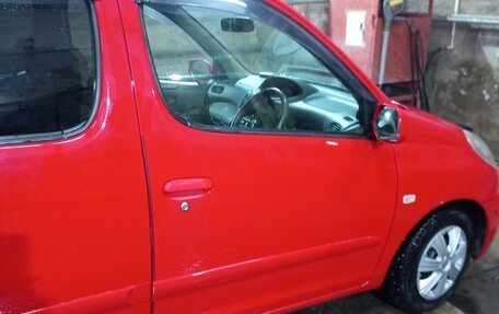 Toyota FunCargo, 2002 год, 435 000 рублей, 2 фотография