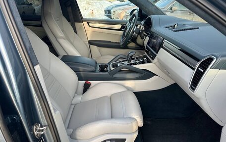 Porsche Cayenne III, 2019 год, 9 700 000 рублей, 2 фотография