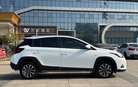 Toyota Yaris XP150 рестайлинг, 2023 год, 1 255 123 рублей, 8 фотография