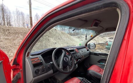 Volkswagen Transporter T5 рестайлинг, 2006 год, 700 000 рублей, 3 фотография