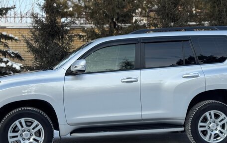 Toyota Land Cruiser Prado 150 рестайлинг 2, 2009 год, 3 080 000 рублей, 9 фотография