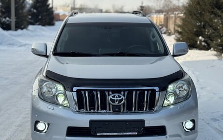Toyota Land Cruiser Prado 150 рестайлинг 2, 2009 год, 3 080 000 рублей, 3 фотография