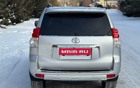 Toyota Land Cruiser Prado 150 рестайлинг 2, 2009 год, 3 080 000 рублей, 6 фотография