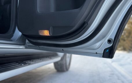 Toyota Land Cruiser Prado 150 рестайлинг 2, 2009 год, 3 080 000 рублей, 21 фотография