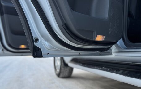 Toyota Land Cruiser Prado 150 рестайлинг 2, 2009 год, 3 080 000 рублей, 18 фотография