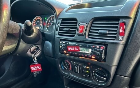 Nissan Almera, 2004 год, 210 000 рублей, 9 фотография