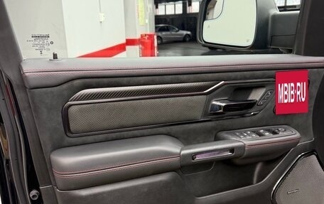 Rambler 1500, 2025 год, 12 000 000 рублей, 36 фотография