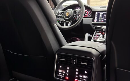 Porsche Cayenne III, 2019 год, 10 000 000 рублей, 14 фотография