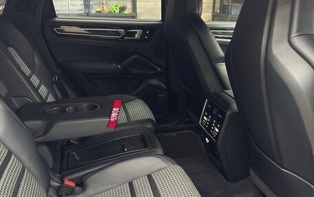 Porsche Cayenne III, 2019 год, 10 000 000 рублей, 17 фотография