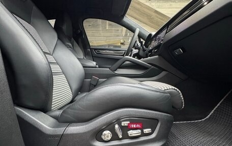 Porsche Cayenne III, 2019 год, 10 000 000 рублей, 13 фотография