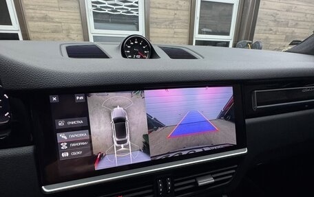 Porsche Cayenne III, 2019 год, 10 000 000 рублей, 16 фотография