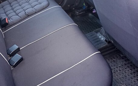 Renault Logan I, 2013 год, 400 000 рублей, 6 фотография