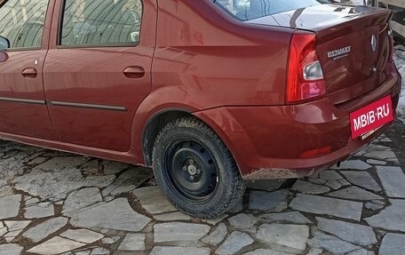 Renault Logan I, 2013 год, 400 000 рублей, 2 фотография