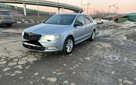Skoda Superb III рестайлинг, 2010 год, 780 000 рублей, 4 фотография