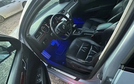 Skoda Superb III рестайлинг, 2010 год, 780 000 рублей, 12 фотография