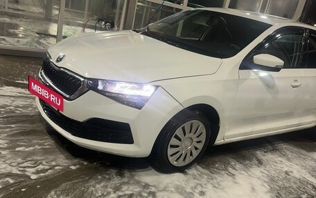 Skoda Rapid II, 2021 год, 950 000 рублей, 5 фотография