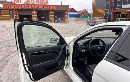 Mercedes-Benz C-Класс, 2010 год, 1 120 000 рублей, 3 фотография