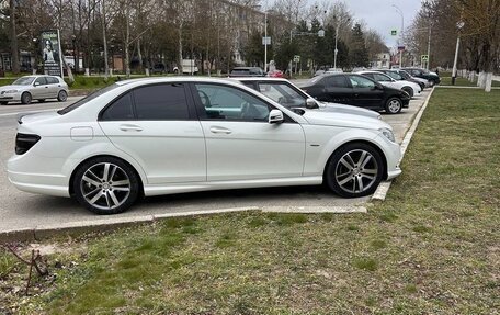 Mercedes-Benz C-Класс, 2010 год, 1 120 000 рублей, 10 фотография