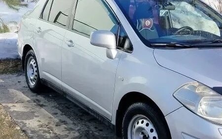 Nissan Tiida, 2008 год, 500 000 рублей, 4 фотография