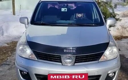 Nissan Tiida, 2008 год, 500 000 рублей, 2 фотография