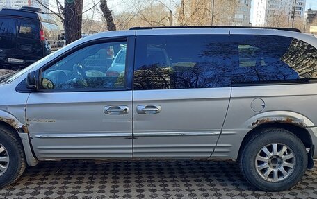 Chrysler Town & Country IV, 2002 год, 300 000 рублей, 5 фотография