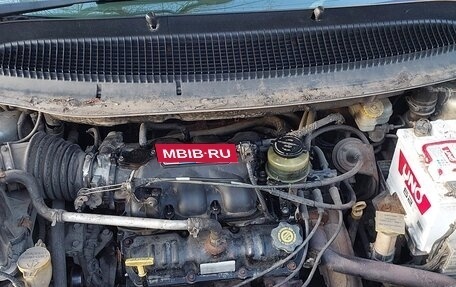 Chrysler Town & Country IV, 2002 год, 300 000 рублей, 6 фотография