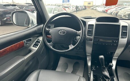 Toyota Land Cruiser Prado 120 рестайлинг, 2003 год, 2 149 900 рублей, 14 фотография