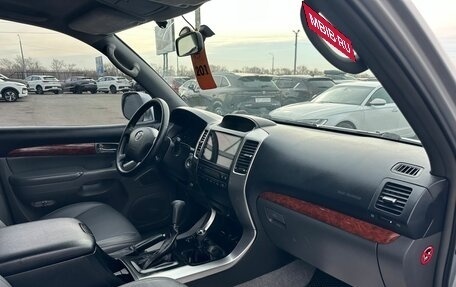 Toyota Land Cruiser Prado 120 рестайлинг, 2003 год, 2 149 900 рублей, 13 фотография