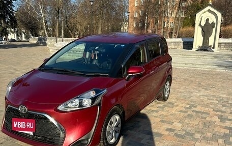 Toyota Sienta II, 2019 год, 1 460 000 рублей, 3 фотография