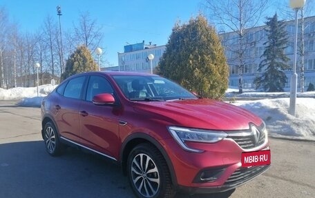 Renault Arkana I, 2020 год, 1 370 000 рублей, 2 фотография