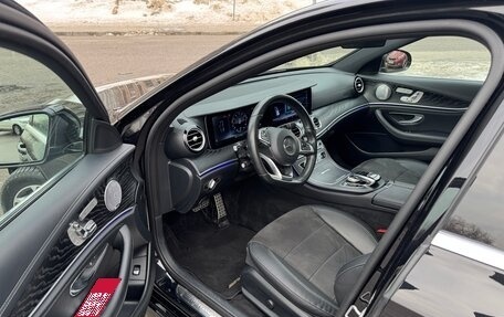 Mercedes-Benz E-Класс, 2017 год, 2 950 000 рублей, 5 фотография